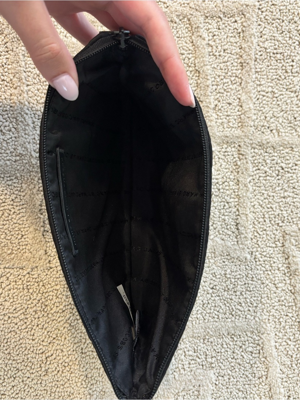 Marc By Marc Jacobs Black Embossed Logo Zip Pouch - Picture 3 of 6